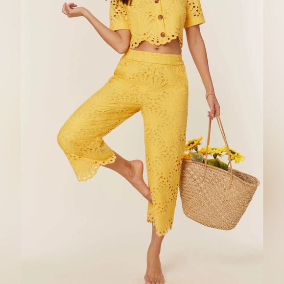 NWT Andie Swim The Suasi Crop Pant Eyelet Detail Pineapple Yellow Size Large - Picture 1 of 10